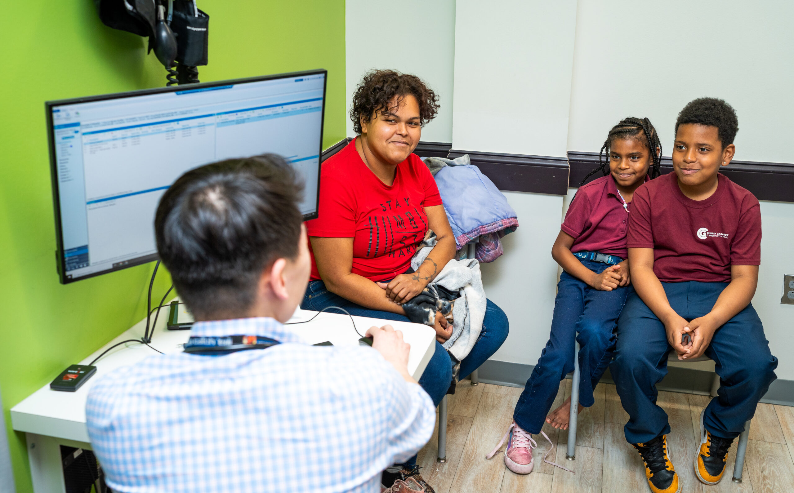 Family talking to a doctor
